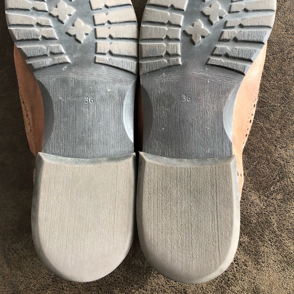 CITYGATE -6- Lovely Lace-up Oxfords with deep fuchsia lining - Picture 6 of 8